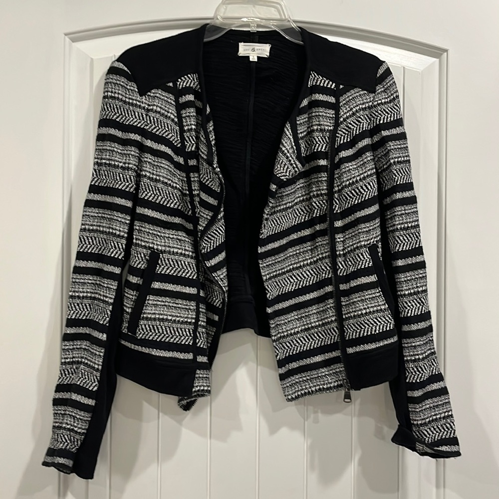 Lou & Grey black and white jacket. Size small